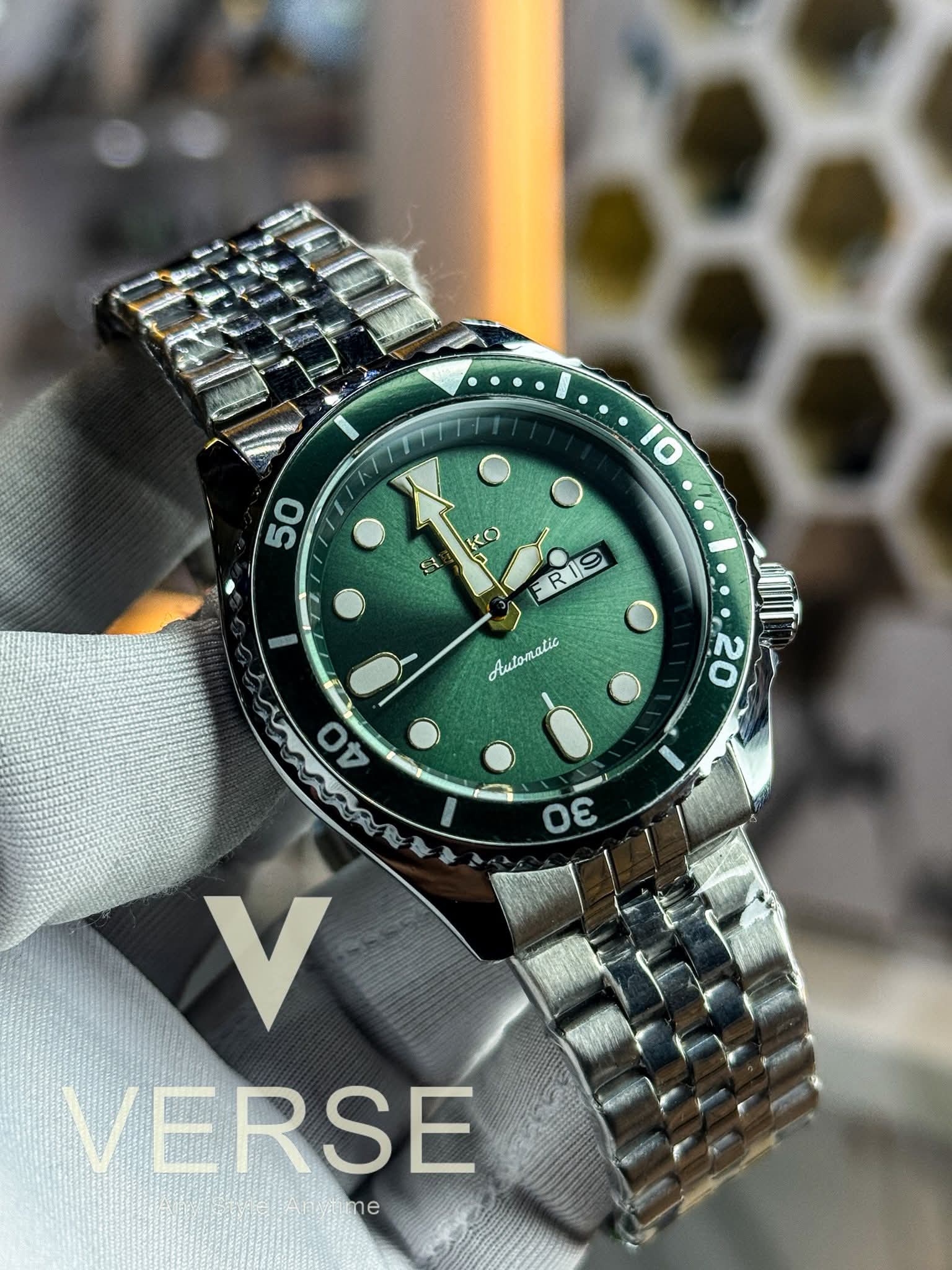 Seiko 5 Sports SKX SRPD63K1 | Green Dial Sweep AA - VERSE – VERSE