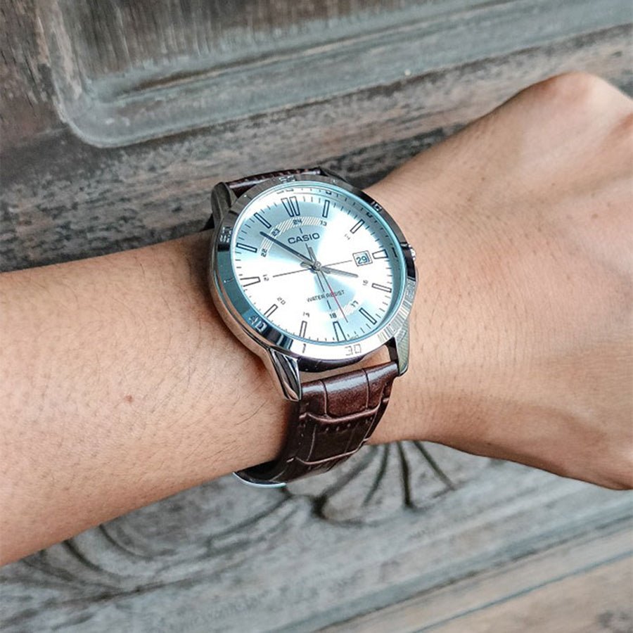 Casio V004L - 7C Men’s Brown Leather Watch with White Dial | V004L - 7C - VERSE - 
