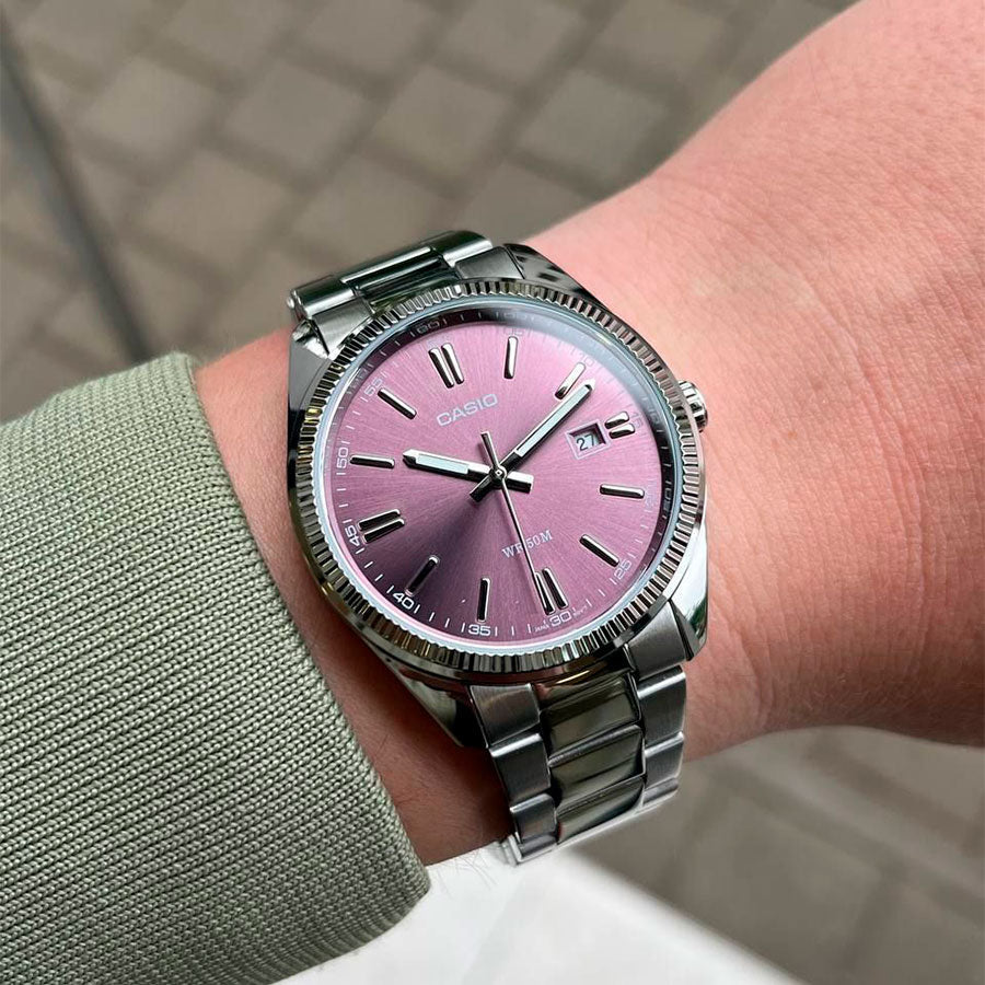Casio Enticer MTP-1302PD-6AVEF Mauve Dial Stainless Steel Men's Watch | Casio MTP-1302PD-6AVEF - VERSE -