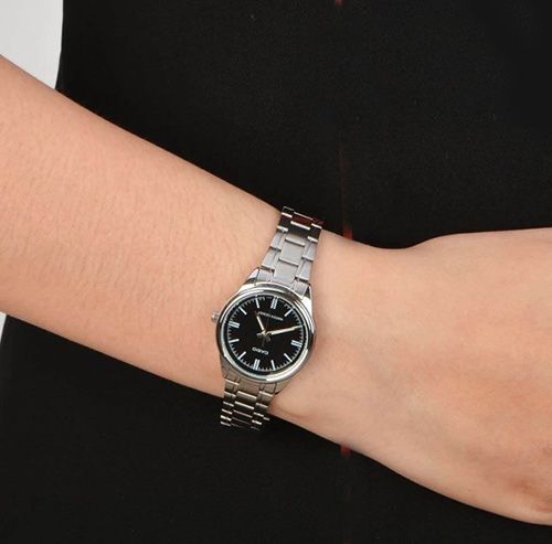 Casio LTP-V005D-1AUDF Black Dial Stainless Steel Women's Watch | Casio LTP-V005D-1AUDF - VERSE -