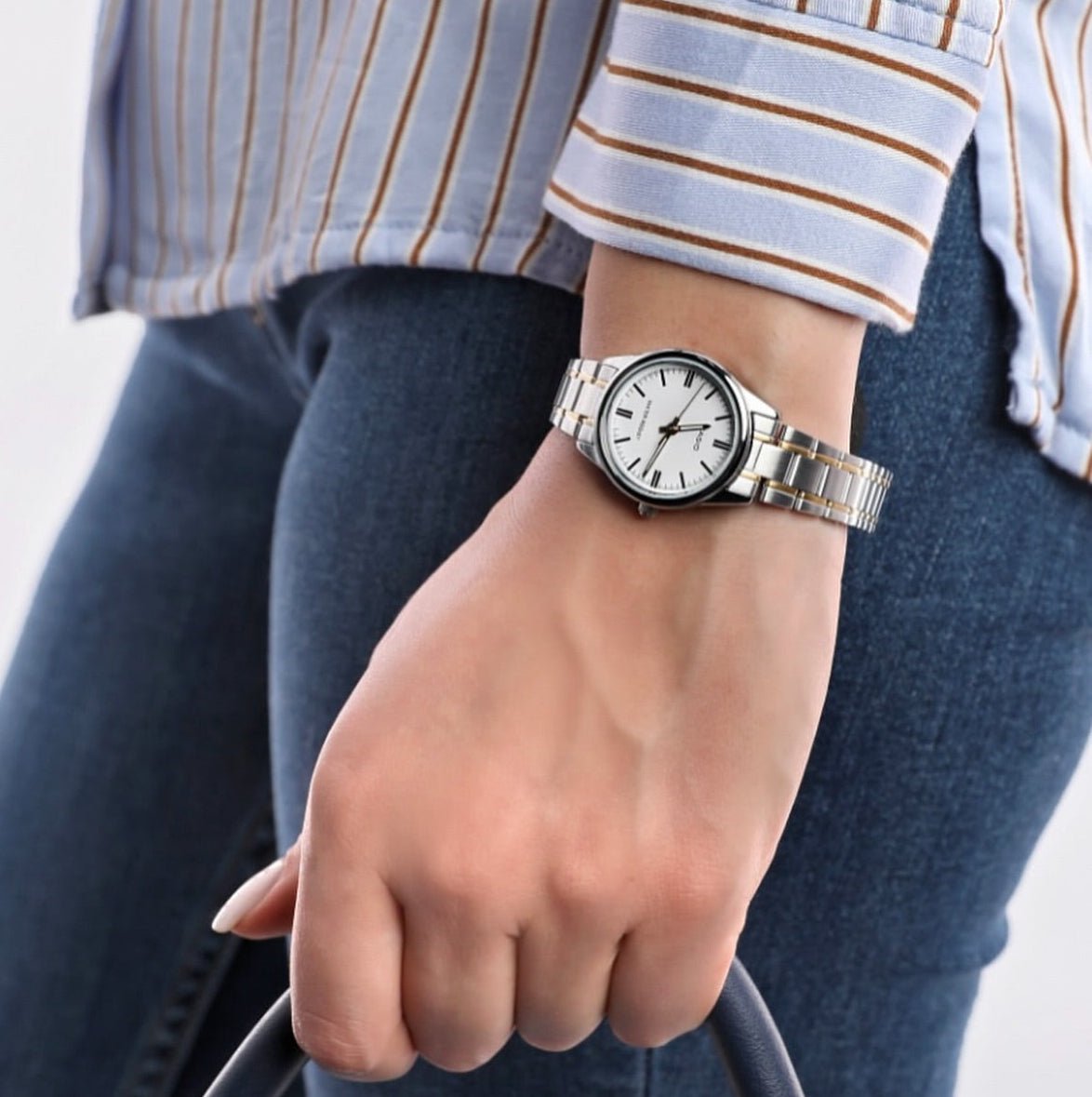 Casio LTP-V005SG-7AUDF Classic Opaline White Dial Two-Tone Stainless Steel Women's Watch | Casio LTP-V005SG-7AUDF - VERSE -