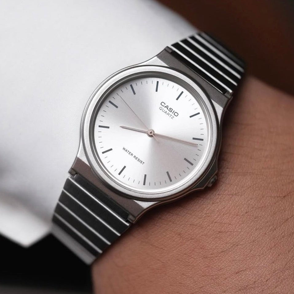 Casio MQ-24D-7E White Dial Men's Stainless Steel Watch | Casio MQ-24D-7E - VERSE -