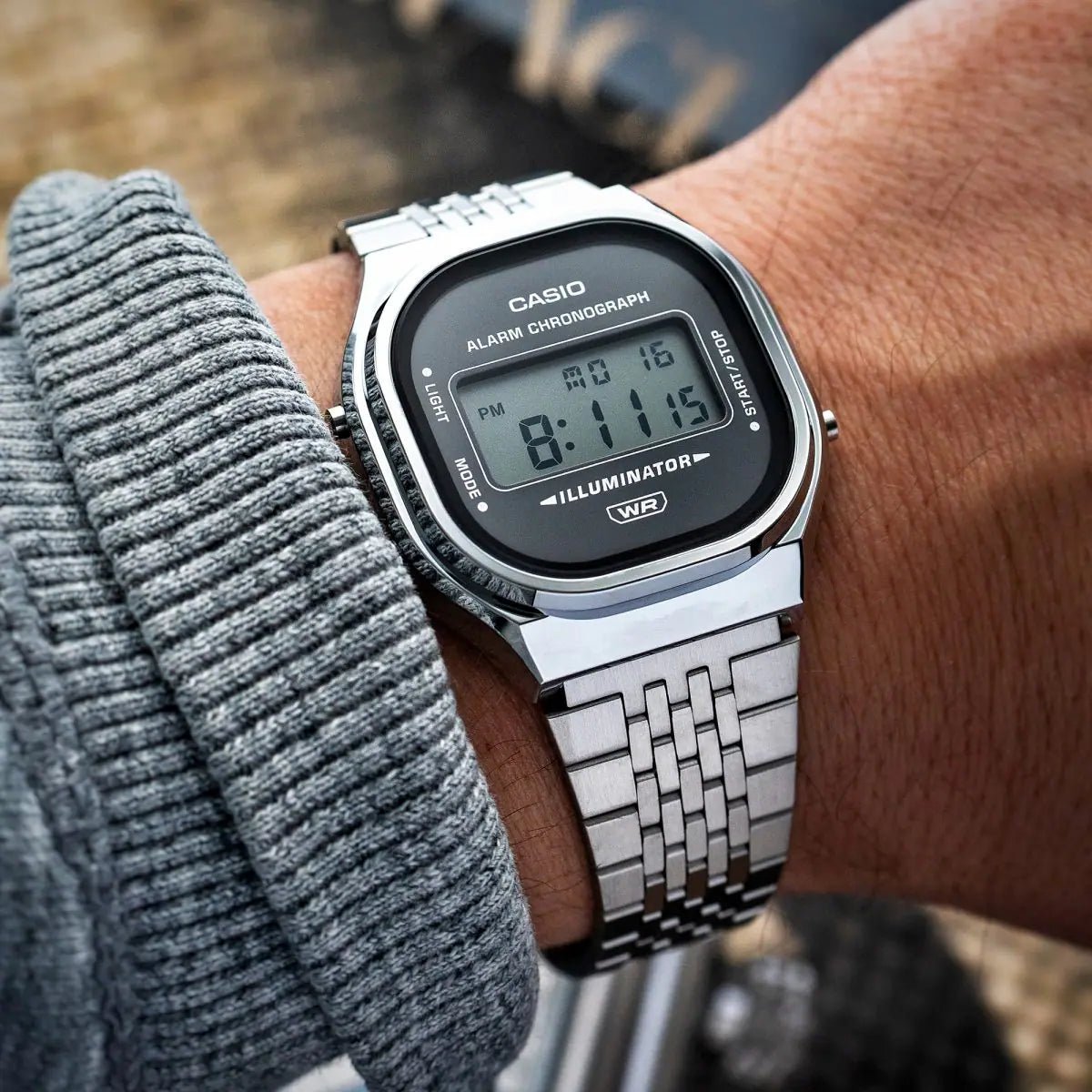 Casio Vintage A140WE-8A Digital Dark Gray Dial Stainless Steel Unisex Watch | Casio A140WE-8A - VERSE -