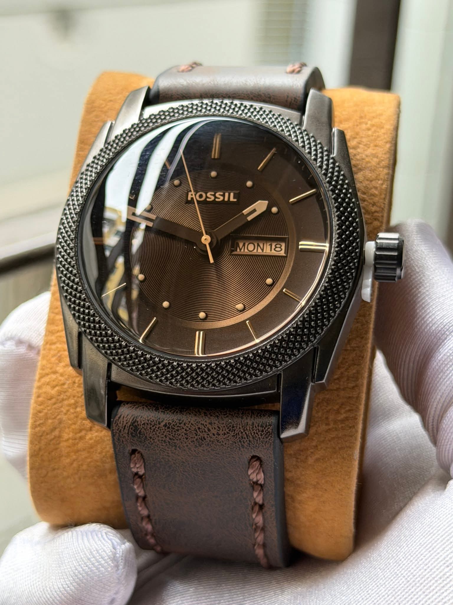 Fossil Machine Quartz Three-Hand Day-Date | Black Dial Brown Leather - ( Double A ) - VERSE -