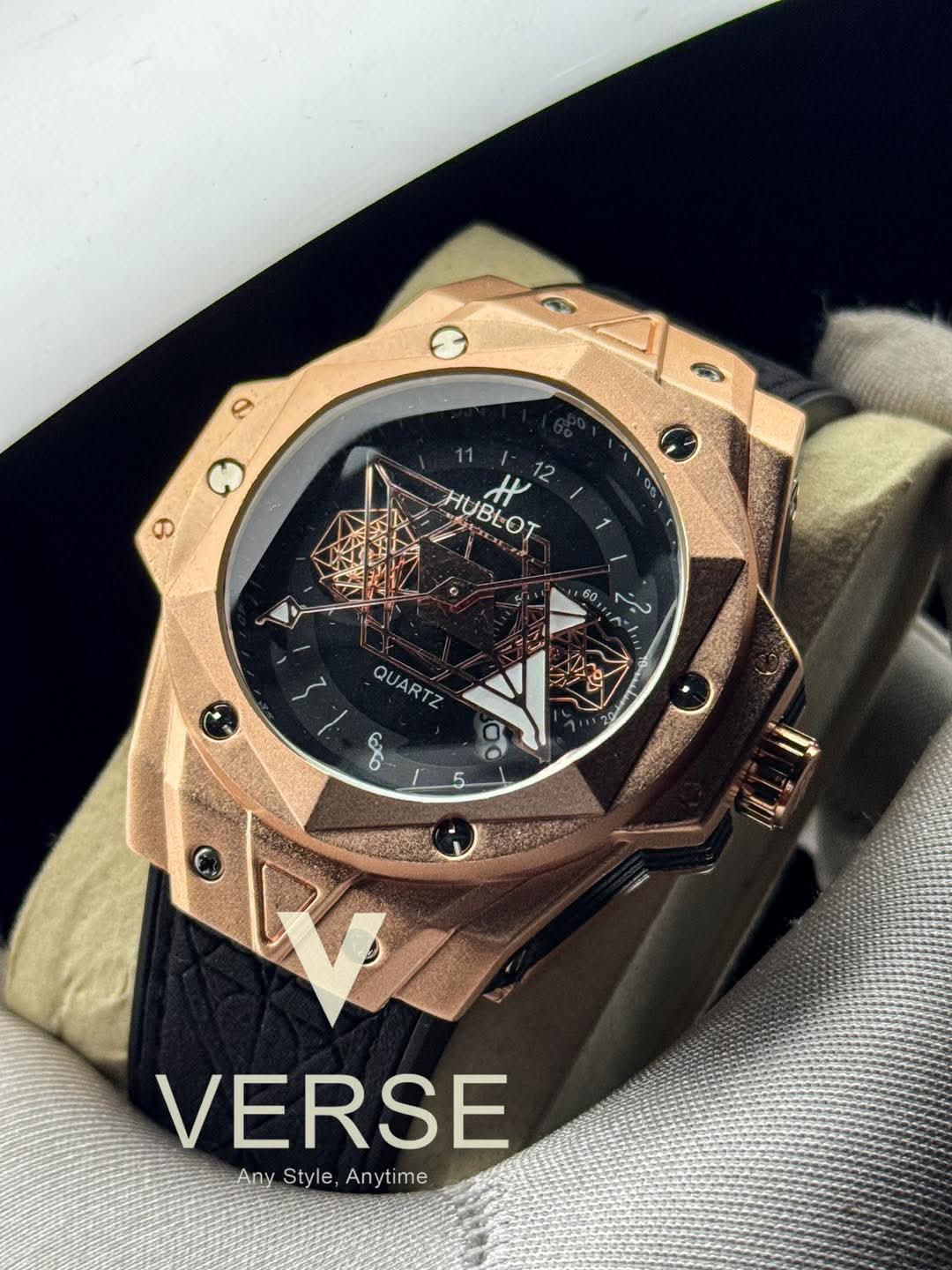 Hublot Big Bang Sang Bleu II - King - Gold (Copper) Quartz - VERSE - 