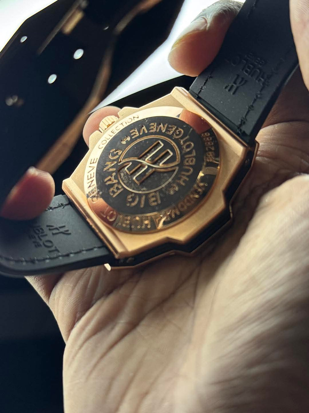 Hublot Big Bang Sang Bleu II - King - Gold (Copper) Quartz - VERSE - 