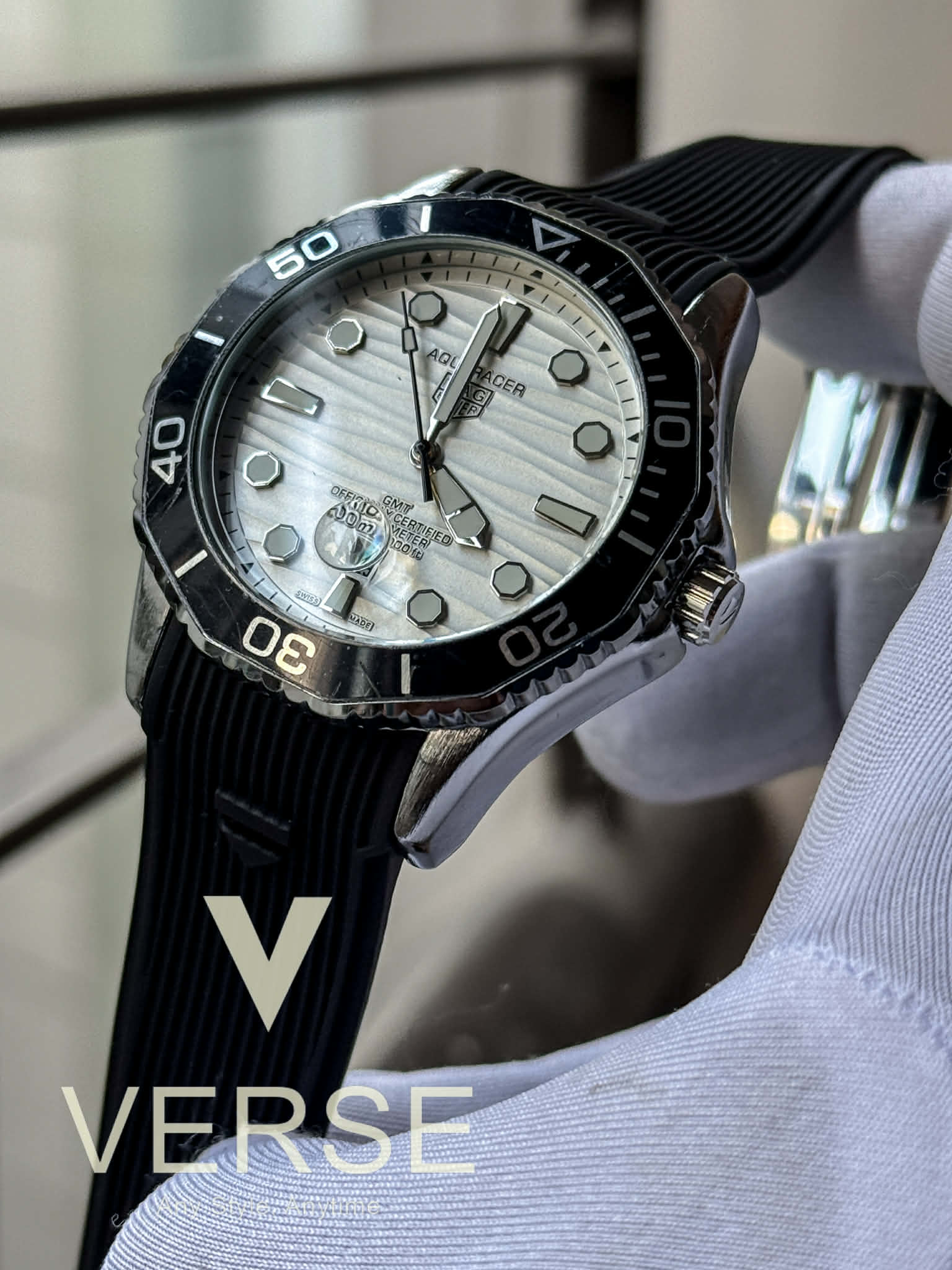 TAG Heuer Aquaracer Professional - Superdiver | Sweep White Dial - VERSE - 