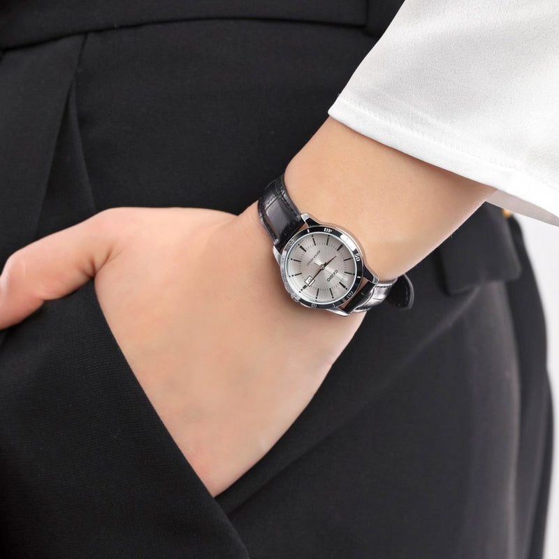 Casio LTP-V004L-7AUDF White Dial Black Leather Women’s Watch | Casio LTP-V004L-7AUDF