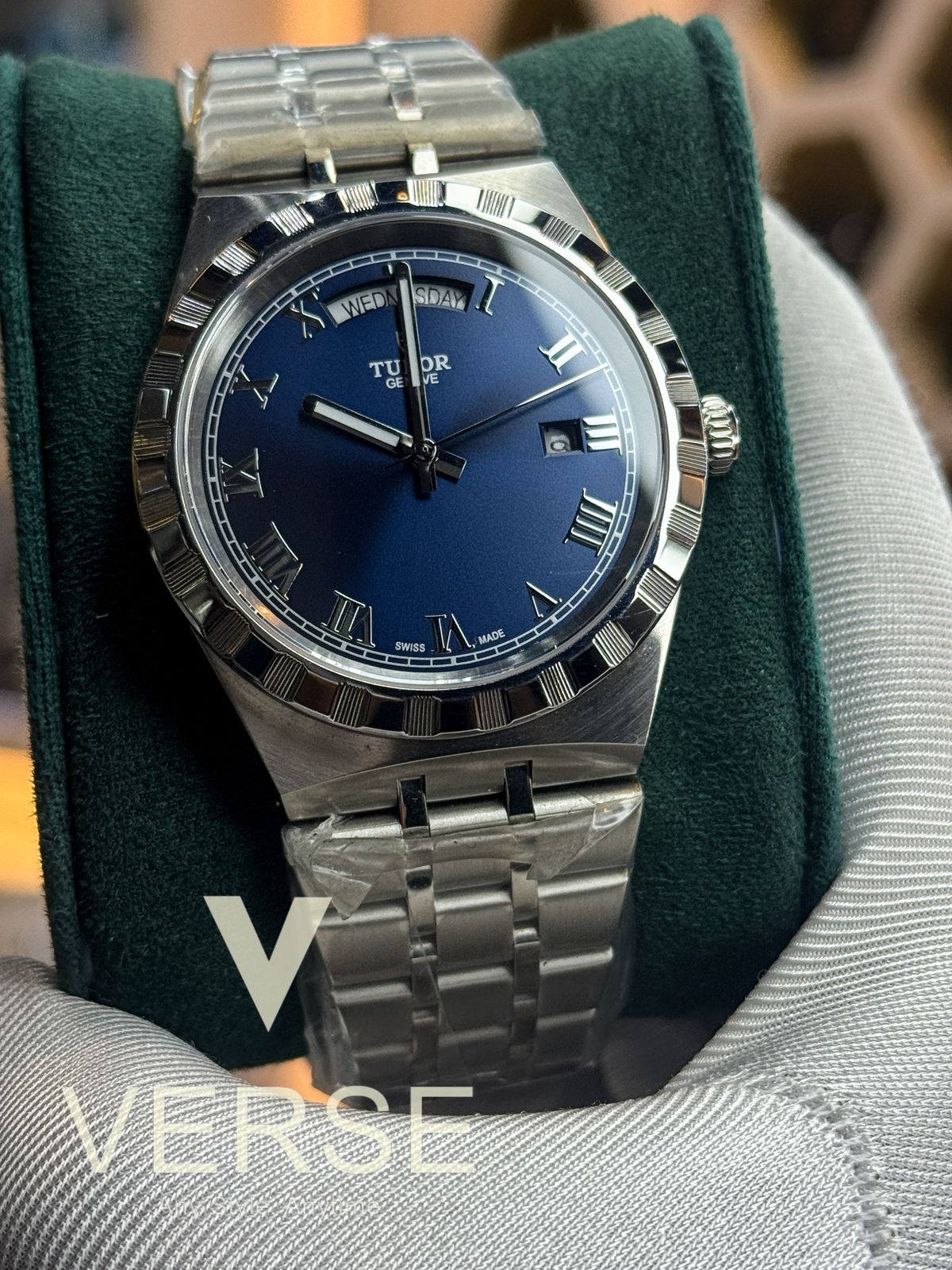 Tudor Royal Day - Date M28600 - 0005 41mm Blue Dial Automatic Euro - VERSE - 