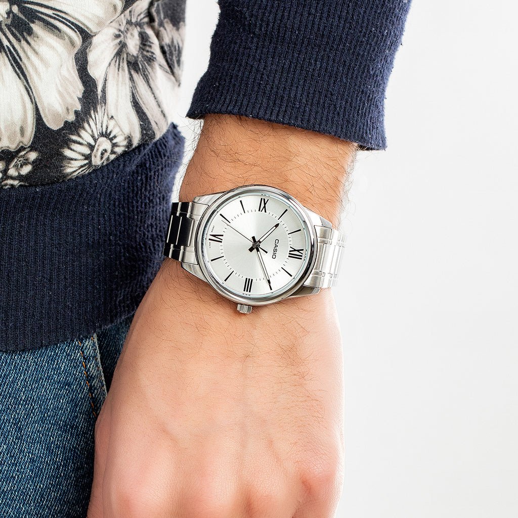 Casio MTP - V005D - 7B5 Men’s Silver Stainless Steel Watch with White Dial | MTP - V005D - 7B5 - VERSE - 