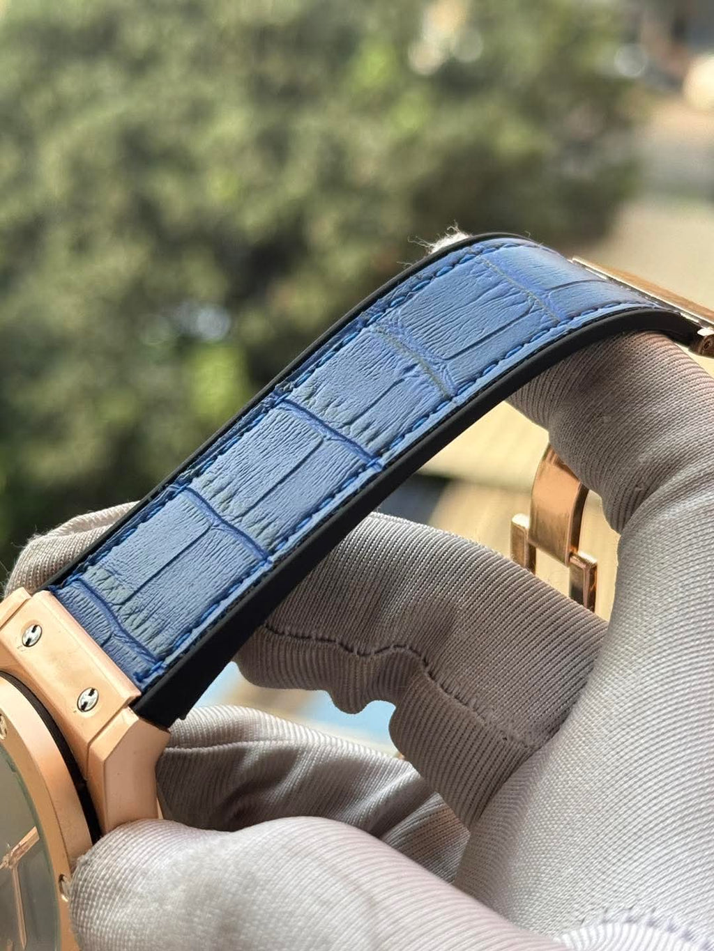 Hublot Classic Fusion Automatic Blue Belt Rose Gold Case AA - VERSE - 