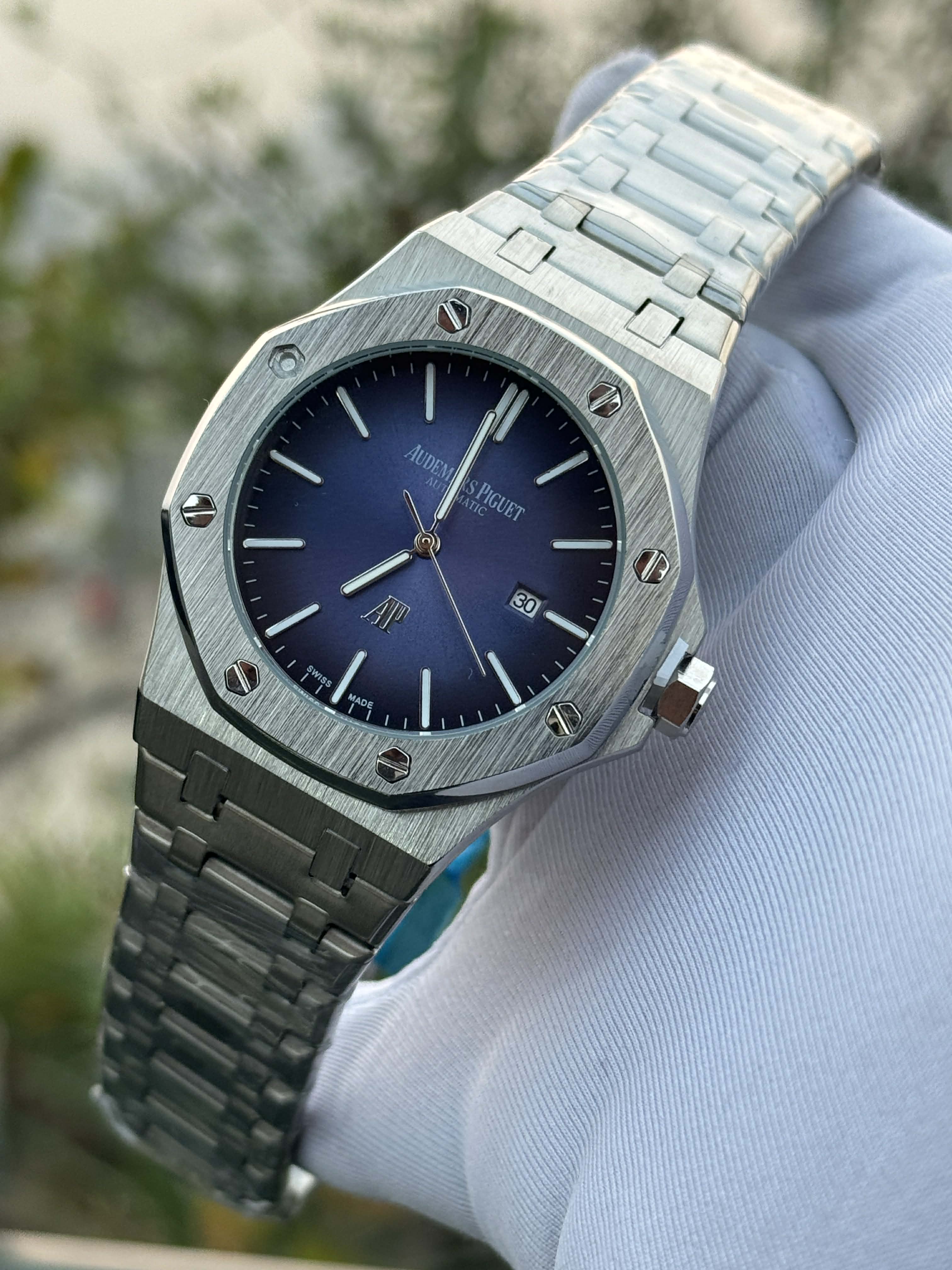 Audemars Piguet Royal Oak Non - Chrono Blue Dial - AA - VERSE - 