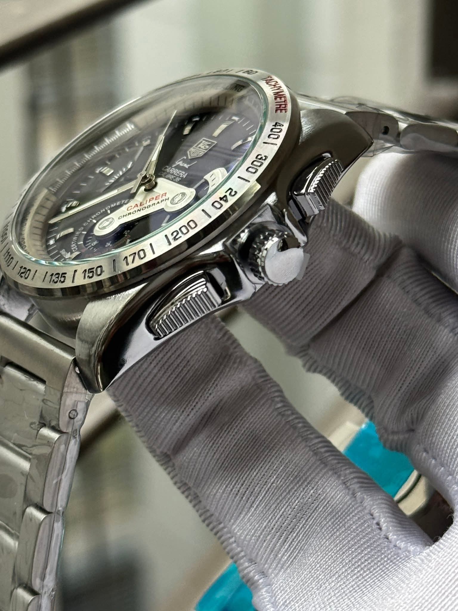 TAGHEUER Calibre 36 Silver Chain Black Dial AA - VERSE - 
