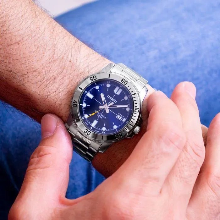 Casio MTP - VD01D - 2EVUDF Blue Dial Men's Stainless Steel Watch | Casio MTP - VD01D - 2EVUDF - VERSE - 