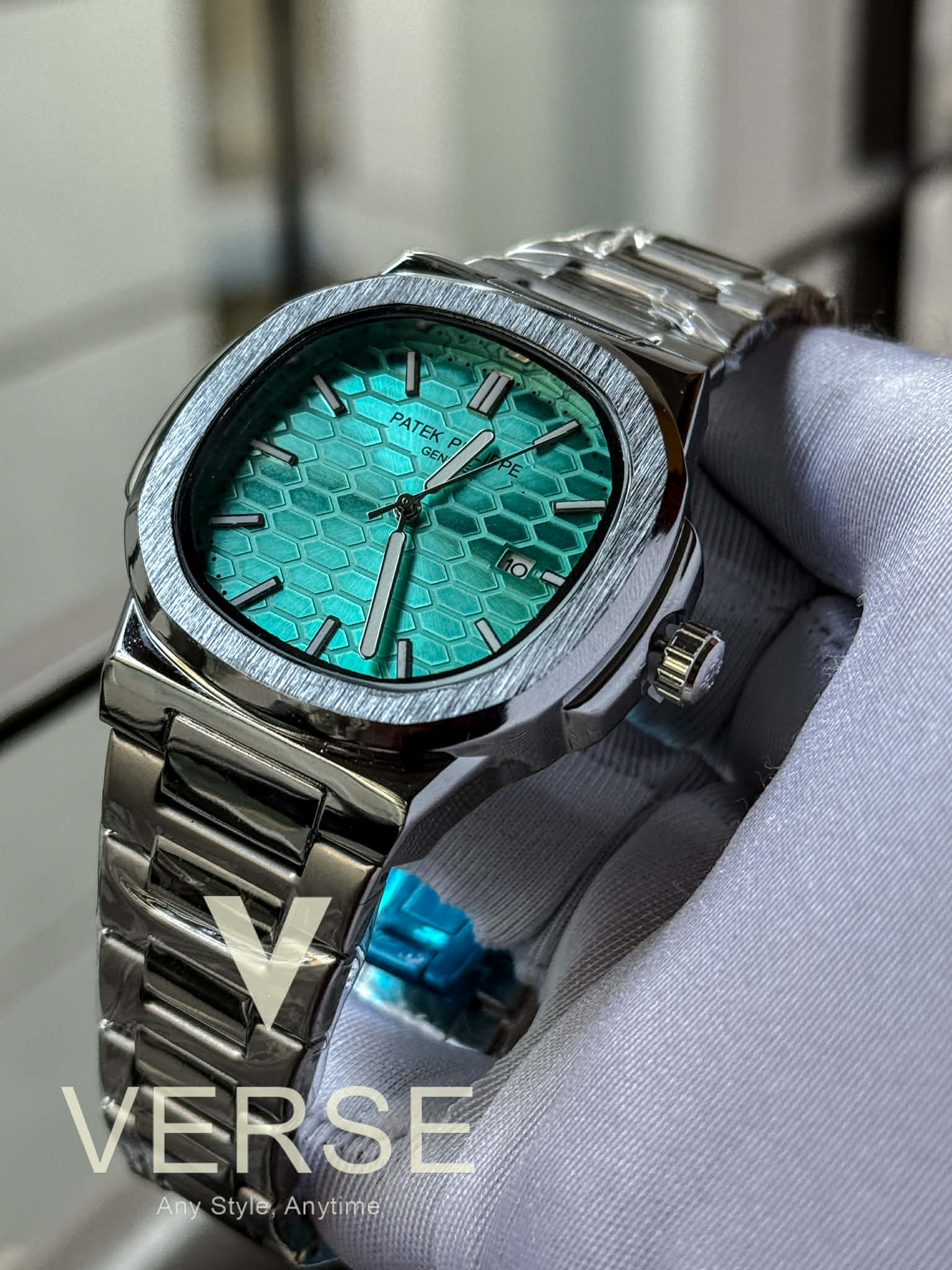 Patek Philippe Nautilus Sweep Honeycomb Aqua - Turquoise Dial Silver Chain AA - VERSE - 