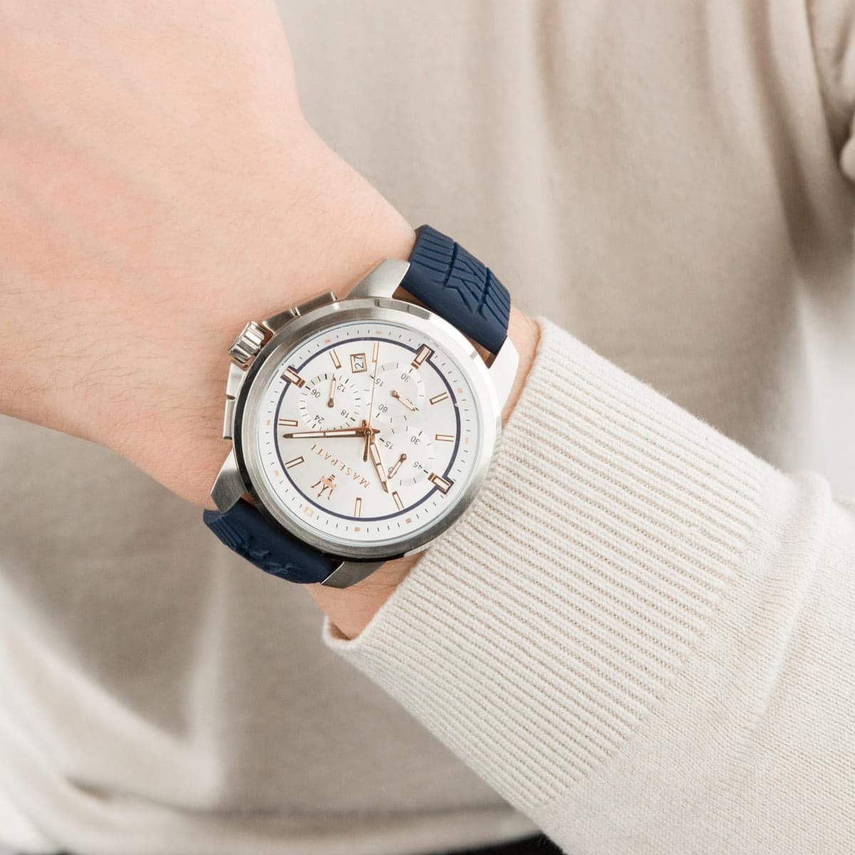 Maserati Successo R8871621013 Men's Chronograph 44mm White Dial Watch| Maserati Successo R8871621013 - VERSE - 