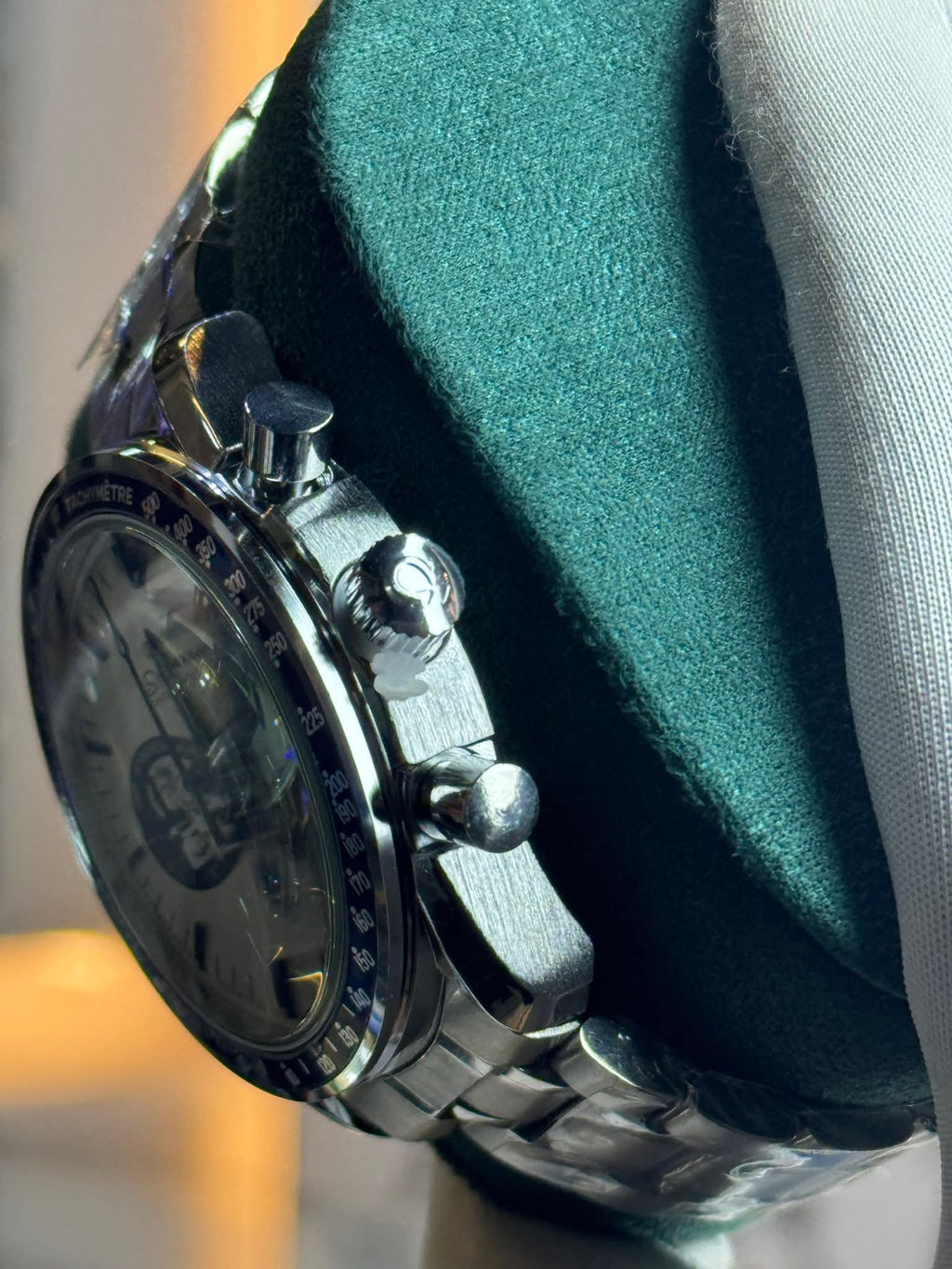 Omega Speedmaster “Silver Snoopy Award” 50th Anniversary Chronograph – Silver Dial AA - VERSE - 