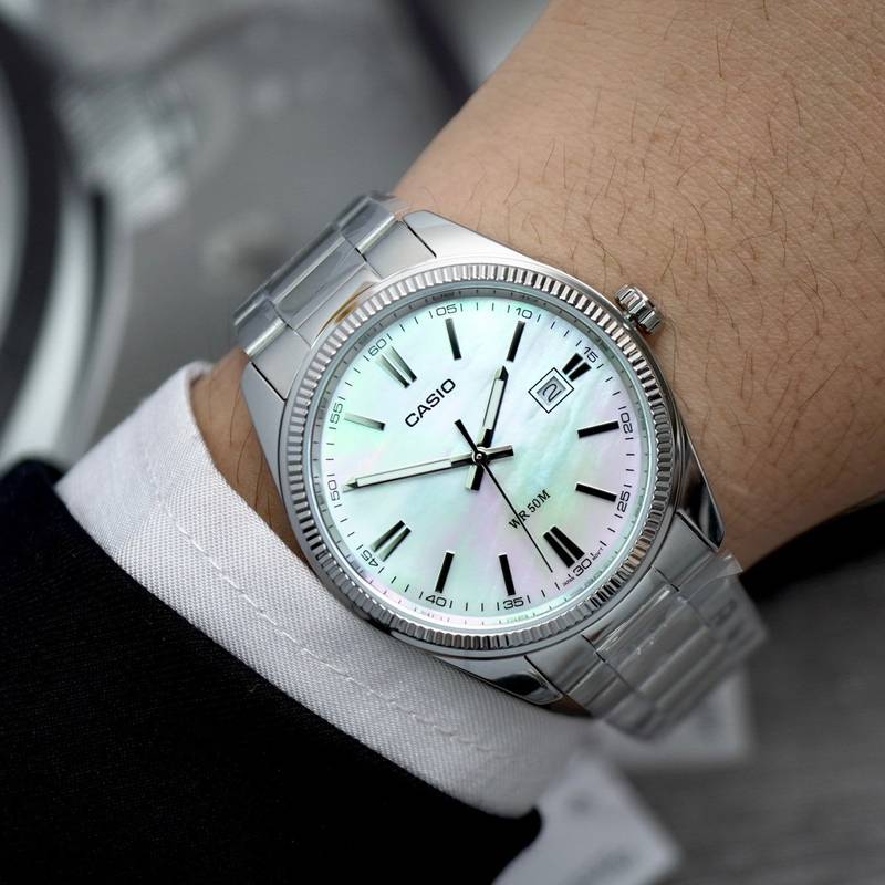 Casio MTP - 1302DS - 7AVDF White Mother of Pearl Dial Stainless Steel Men's Watch | Casio MTP - 1302DS - 7AVDF - VERSE - 