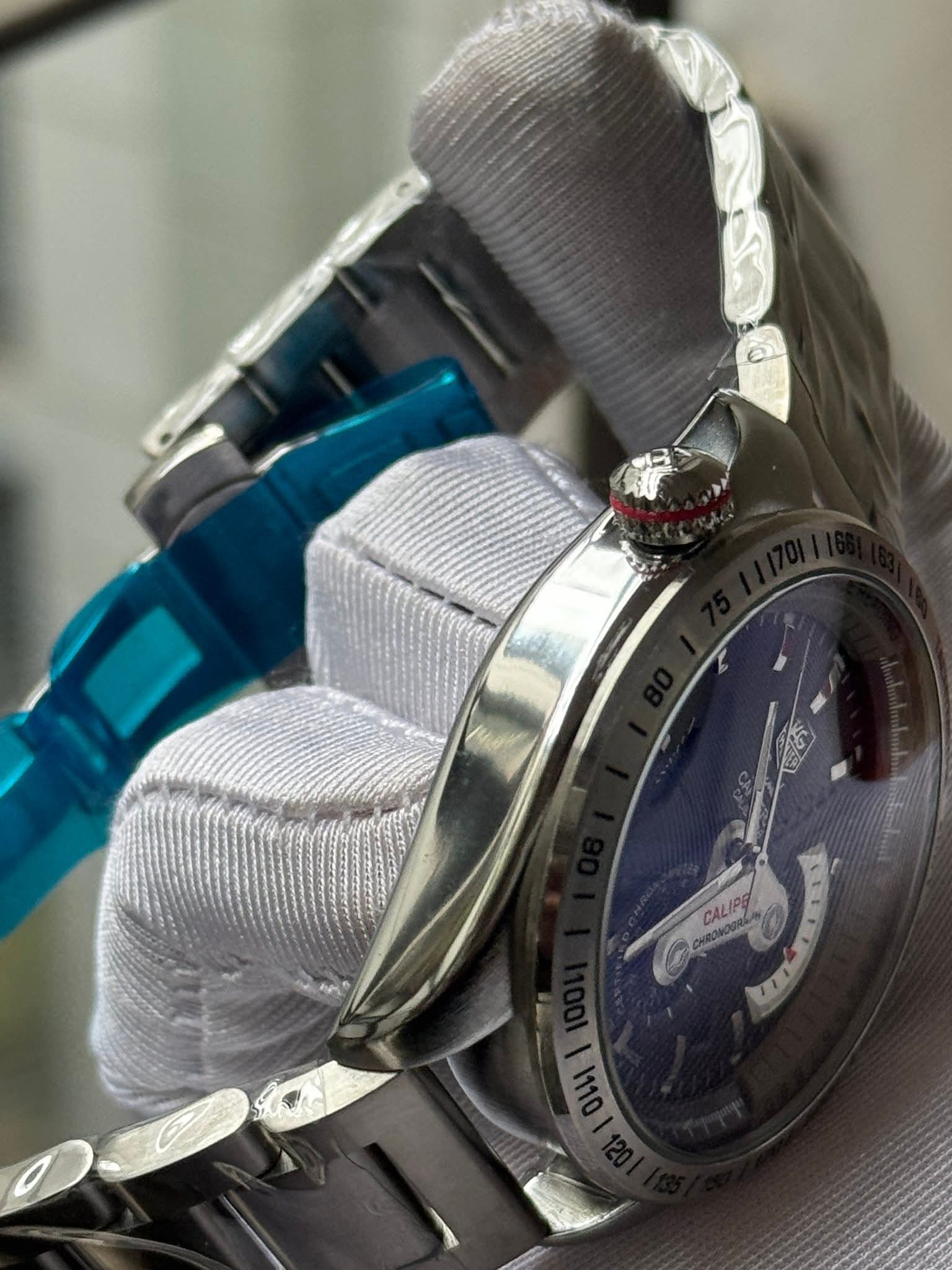 TAGHEUER Calibre 36 Silver Chain Black Dial AA - VERSE - 