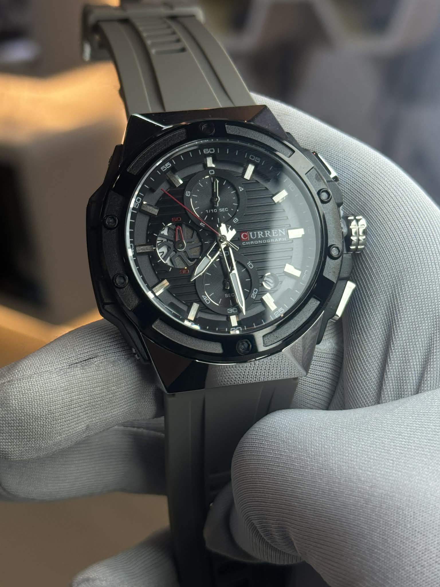 Curren 8462 Men’s Chronograph Quartz Watch – Grey Silicone Strap & Black Case - VERSE - 