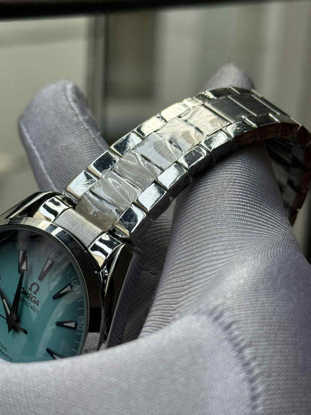 Omega Seamaster AquaTerra Automatic Lacquered Turquoise Gradient Dial AA - VERSE - 