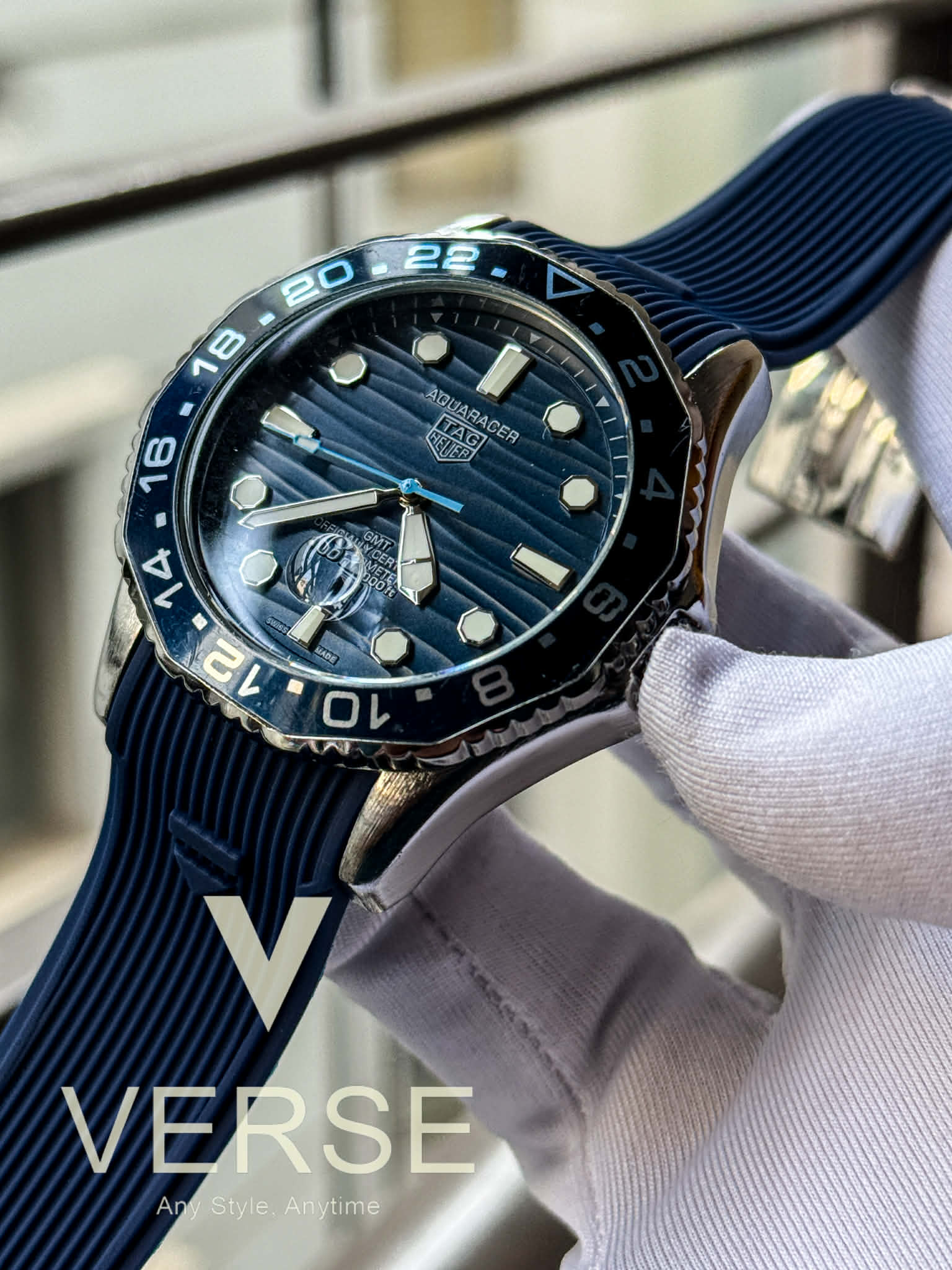 TAG Heuer Aquaracer Professional - Superdiver | Blue Dial - Belt Sweep Blue Hand - VERSE - 