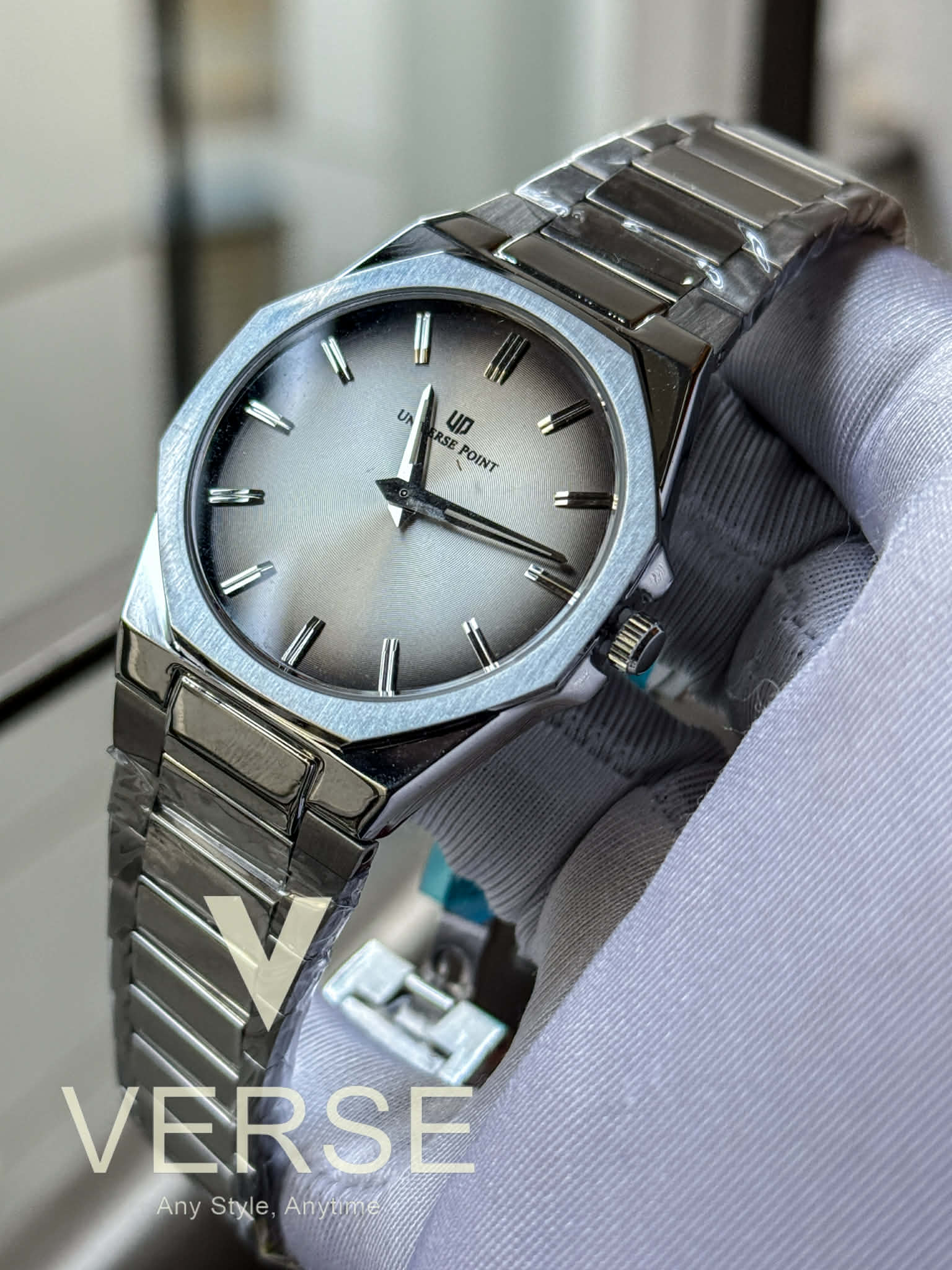 UNIVERSE POINT Slim Octagonal – Silver Chain Silver Gradient Dial | UP3949 - 088B - VERSE - 