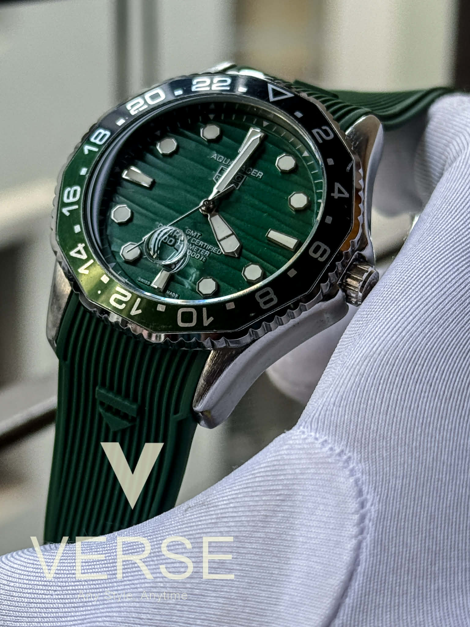 TAG Heuer Aquaracer Professional - Superdiver | Sweep Green Dial - VERSE - 