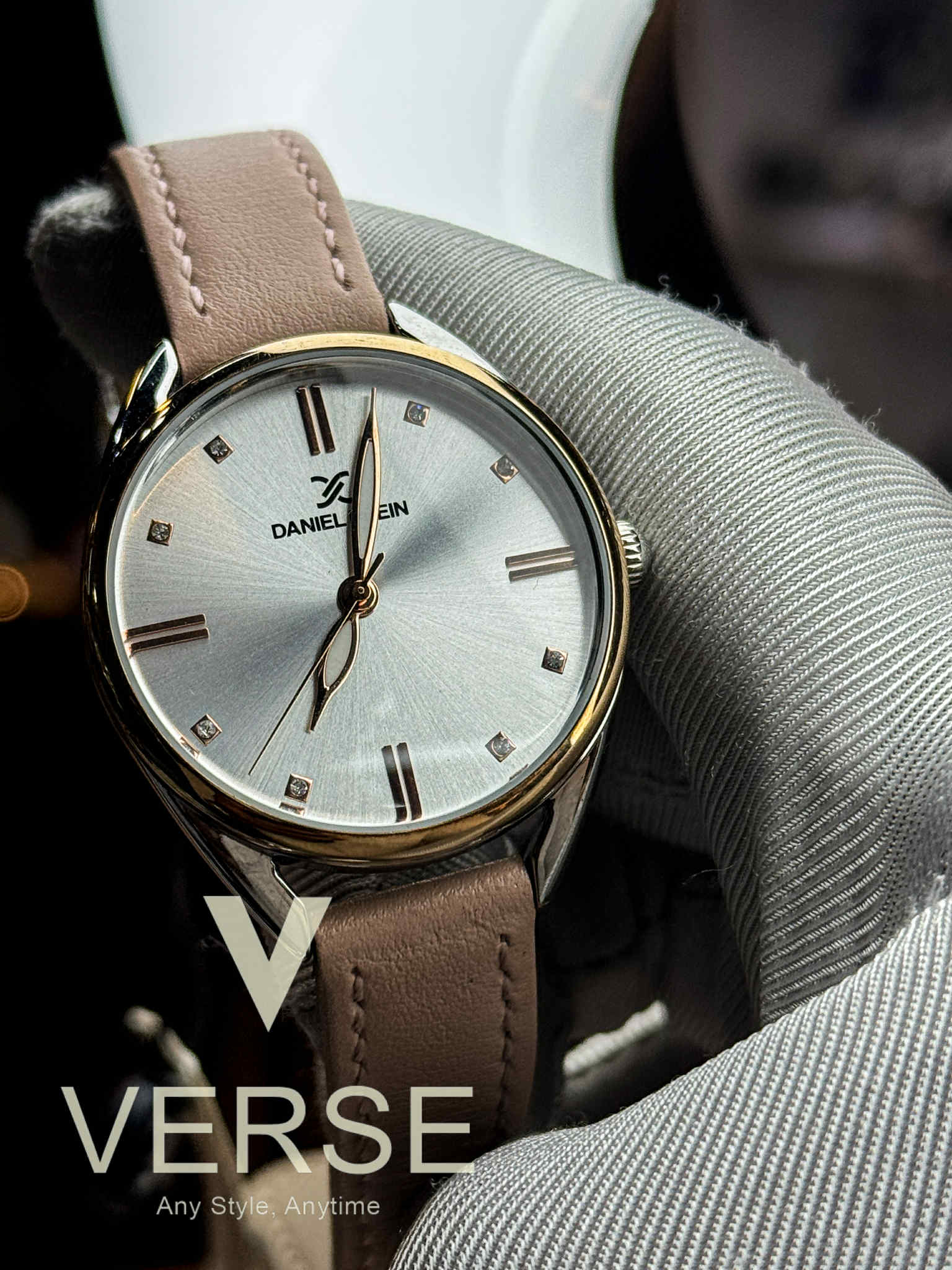 Daniel Klein DK.1.12371-6 Women’s Gold-Tone Watch with Silver Dial & Pink-Beige Leather Strap| Daniel Klein DK.1.12371-6VERSE